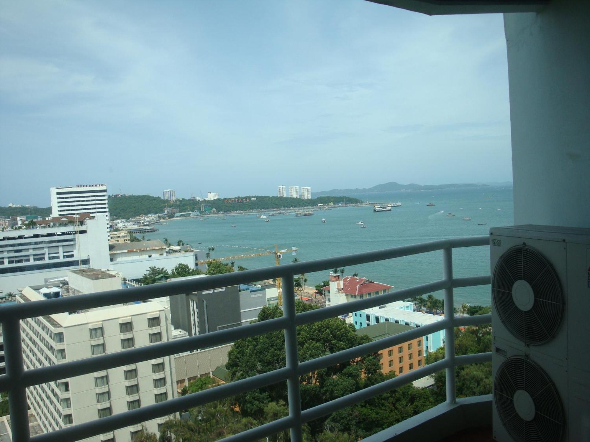 Joy Shop At View Talay 6 Apartment Pattaya Ngoại thất bức ảnh